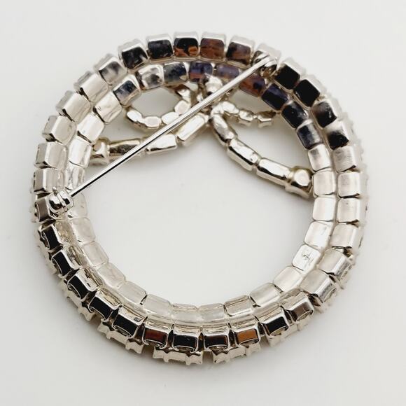 Vintage Clear Rhinestone Brooch 2" Circle Wreath Pin w/ Bow Silver Tone Estate - Picture 7 of 8